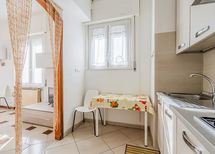 Apartment Guesthost - Sweet - Cozy In La Spezia